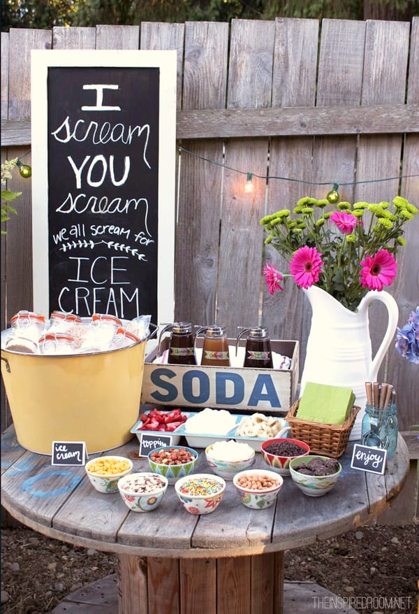 How to Host a Fun Backyard Party | How To Build It