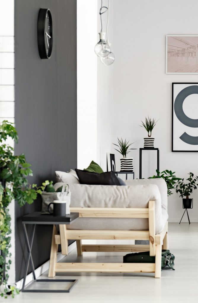 Small spaces don't have to be the end of your decorating creativity. Really. It's possible to do all you want and more even in the tiniest spaces. Here are 27 amazing decorating tips for small space living. Take a look! 