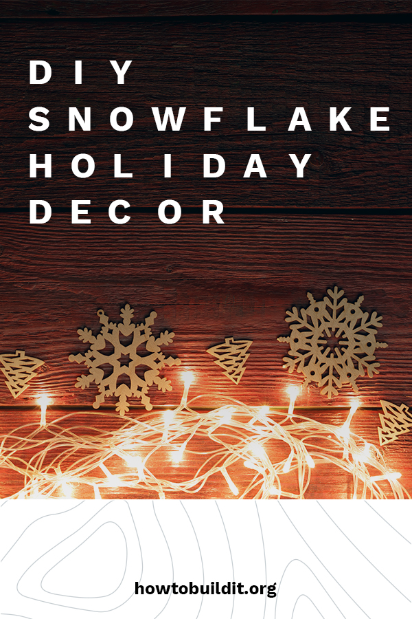 What would the holiday season be without snow? Whether you live in what feels like the North Pole or a warmer climate, you can guarantee a white Christmas with our DIY Snowflake holiday decor ideas. Learn ideas for ornaments, wreaths, garlands, and more. What are you waiting for? Make it snow at your place today. #DIYsnowflake #DIYholidaydecor 