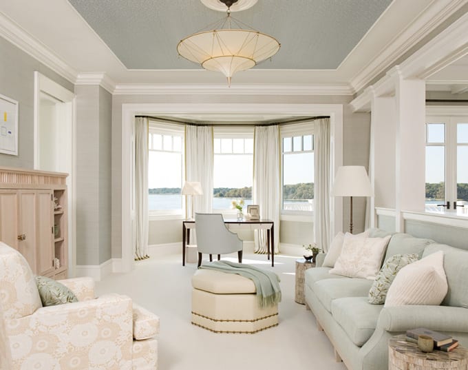 10 Must-Know Tips When Choosing A Paint Color