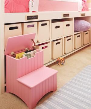 12 Creative Household Items to Decorate Kids' Bedrooms