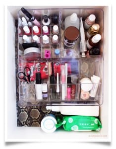 15 DIY Makeup Organizers and Storage Ideas | Page 16 of 16 | How To ...