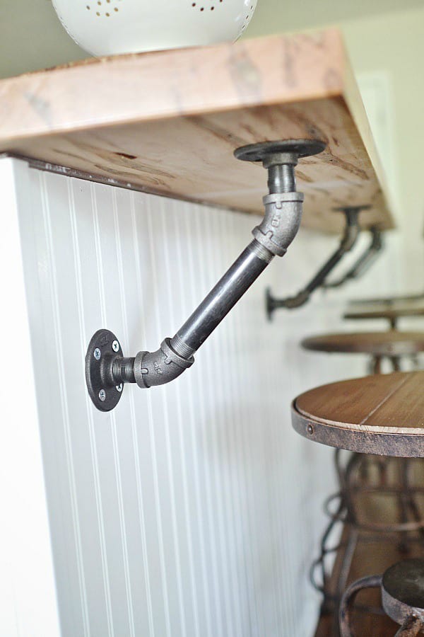 DIY pipe projects, ways to recycle pipe, industrial pipe projects, DIY industrial pipe projects, popular pin, DIY home decor, DIY decorations.