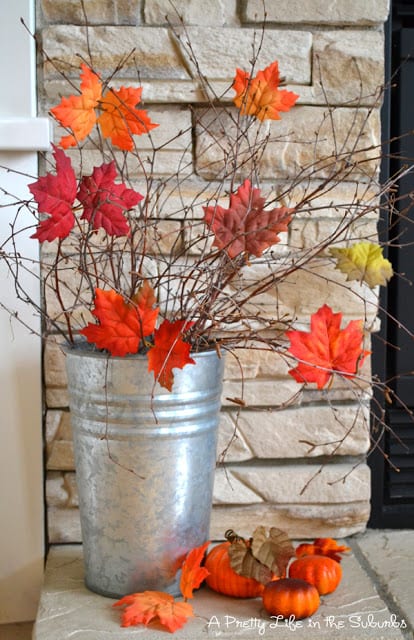 Fall porch, fall porch decor, porch decor, popular pin, autumn projects, fall for fall, Halloween decor.