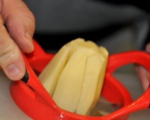 22 Kitchen HAcks that Will Change You Forever