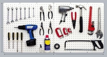 Garage, garage remodeling hacks, DIY home, garage organization, garage organization hacks, easy organization, popular pin, remodeling.