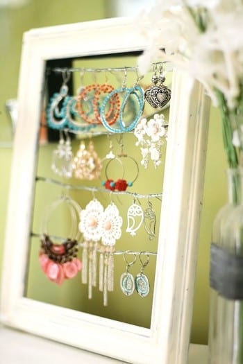 10-diys-perfect-for-storing-jewelry