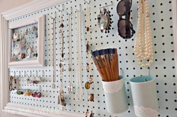 10-diys-perfect-for-storing-jewelry2