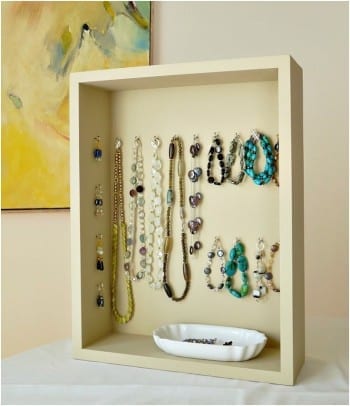 10-diys-perfect-for-storing-jewelry6