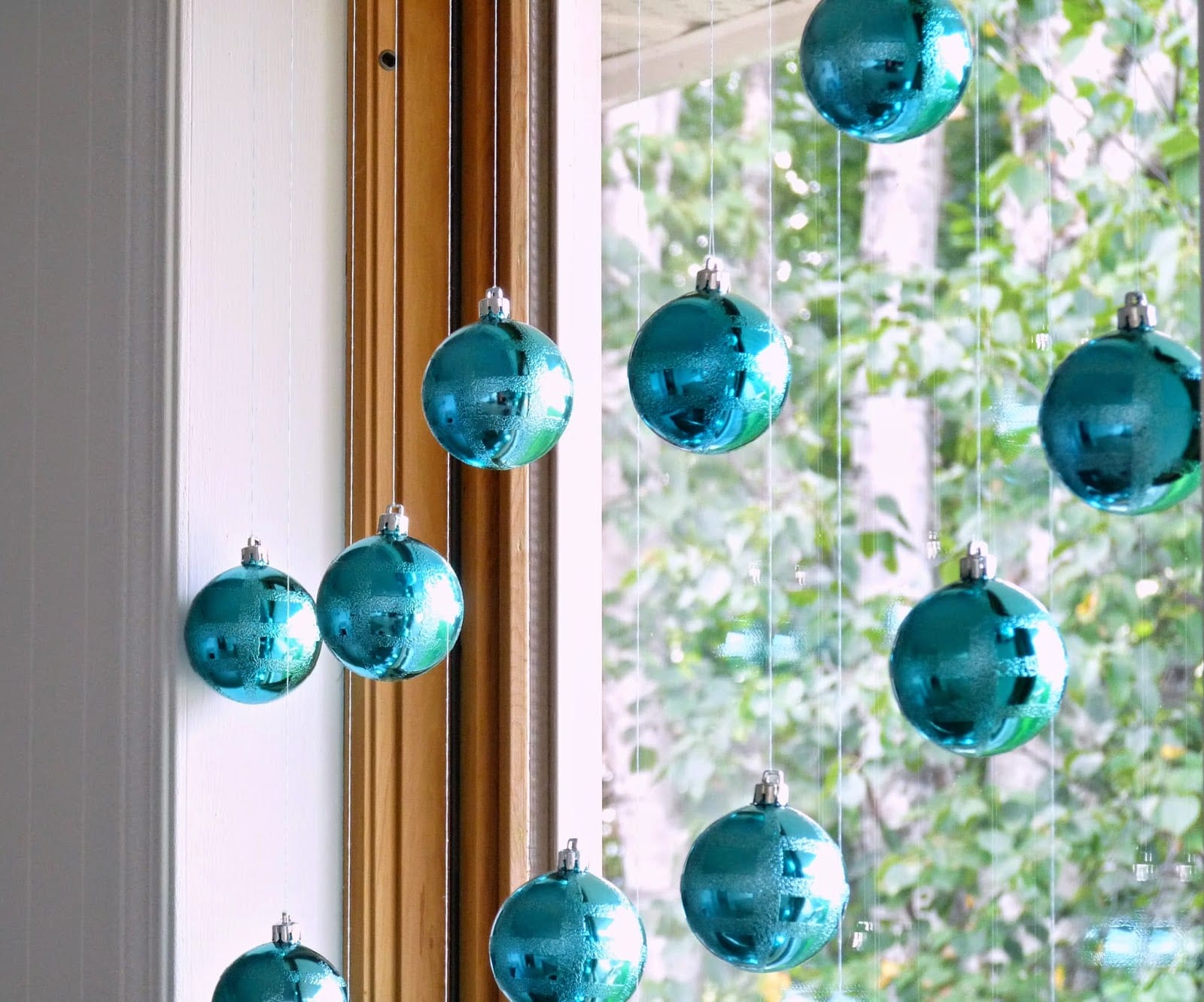 15 Ways To Decorate With Ornaments Not On Your Christmas