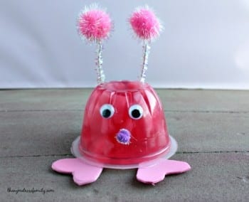 12-lovable-valentines-day-crafts-for-kids4