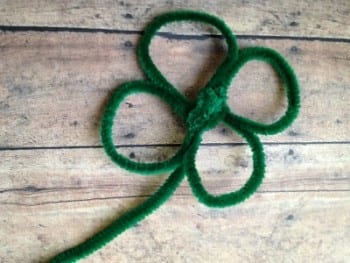 14-effortless-st-patricks-day-crafts-for-kids3