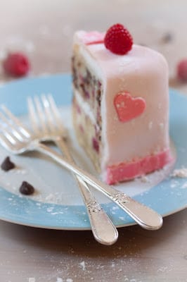 15-delectable-valentines-day-desserts13