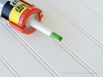 How to Caulk Anything! How to Caulk, Caulking Tips, Caulking Hacks, How to Caulk Everything, DIY Home, DIY Home Improvement, Home improvement Hacks, Easy Home Improvements