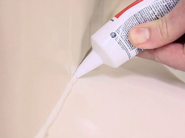 Remove Worn Caulk, Home Improvement, Home Improvement DIY, DIY Home Improvement, Home Improvement Progress, DIY Home, Home Decor