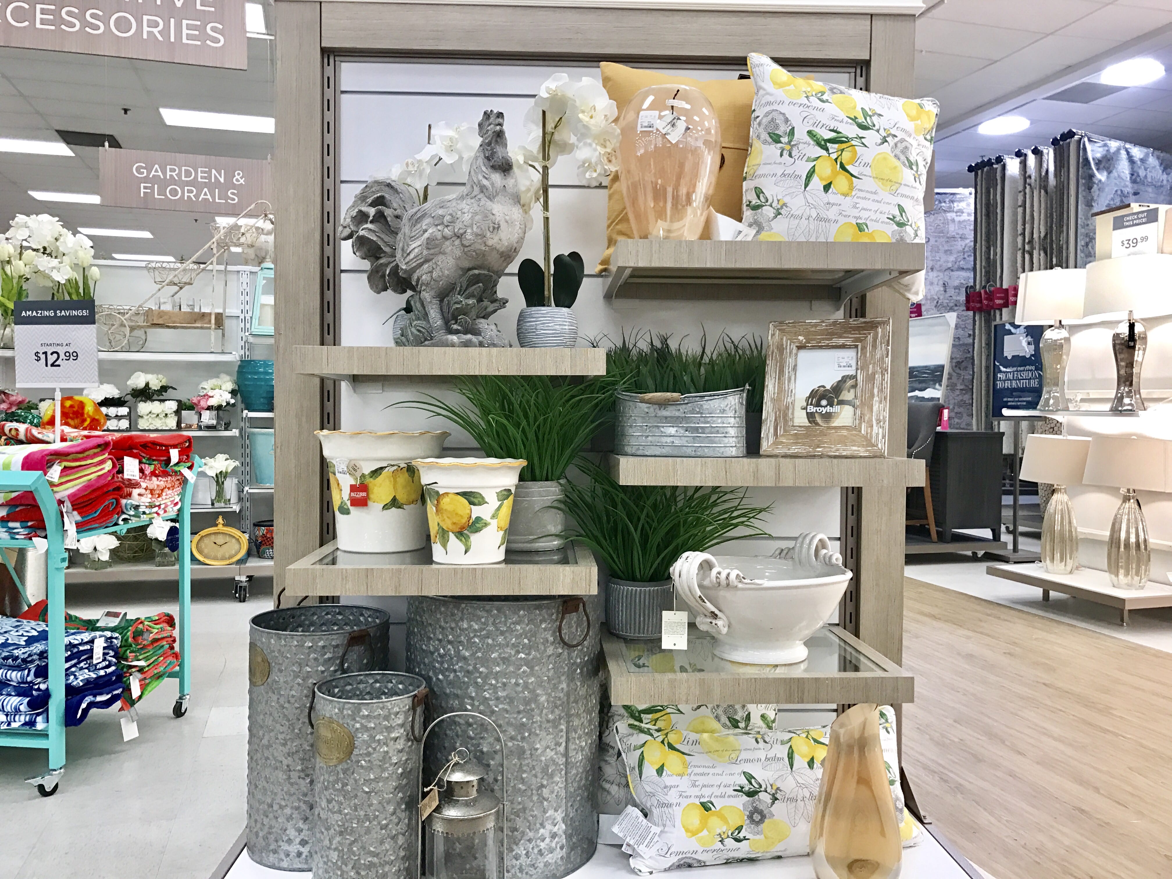 Good stores. Магазин Home Decor. Home goods магазин. Магазин декора в Калининграде. Декор для дома название магазина.