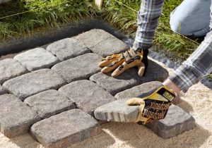 How to Pave A Front Walkway| Pavers Walkway, Walkway Ideas, Walkway Landscaping, DIY Walkway, DIY Walkway Cheap, DIY Walkways Paths Cheap, Landscaping, Landscaping Ideas, Landscaping Ideas Front Yard #DIYWalkwayCheap #LandscapingIdeas #Walkway #WalkwayIdeas