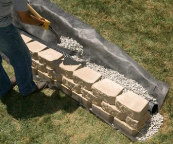 Build an EASY DIY Retaining Wall| Retaining Wall Ideas, Retaining Wall Projects, Retaining Wall Ideas Hillside, Retaining Wall Ideas Cheap, Outdoor DIY, Landscape, Landscaping 