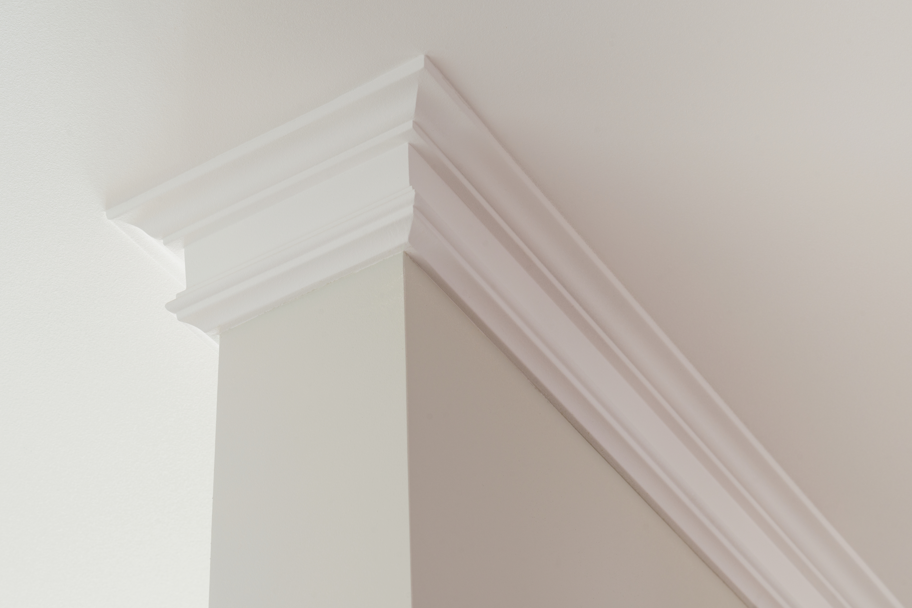 cut crown molding | how to | how to cut crown molding | crown molding | woodwork | home design | molding 