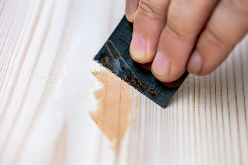 Bondo Wood Filler – Repair Your Flawed Furniture by Using Bondo as Wood ...